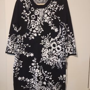 L Calvin Klein dress